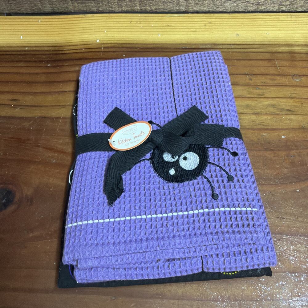 Halloween Kitchen towels Rob Blackard Set Of Two -new